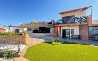 4 Bedroom House For Sale in Eros Hills, Windhoek