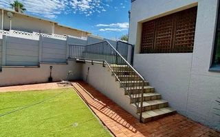 4 Bedroom Townhouse To Rent in Klein Windhoek, Windhoek