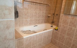 3 Bedroom Apartment / Penthouse For Sale in Windhoek Central...