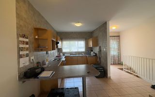 3 Bedroom Apartment / Penthouse For Sale in Windhoek Central...