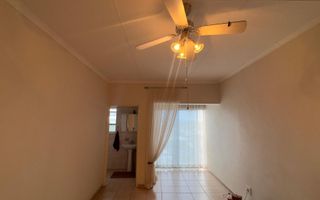 3 Bedroom Apartment / Penthouse For Sale in Windhoek Central...