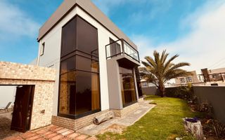 3 Bedroom House To Rent in Ocean View