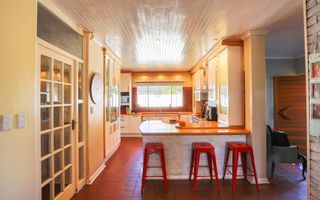 4 Bedroom House To Rent in Eros