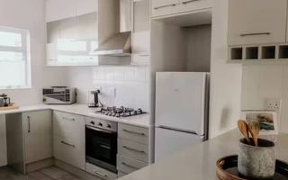 2 Bedroom Apartment/Penthouse To Rent in Swakopmund Central,...