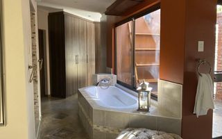 7 Bedroom House For Sale in Out of Nature, Windhoek