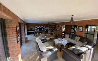 7 Bedroom House For Sale in Out of Nature, Windhoek