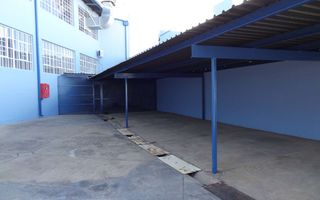 Office / Retail / Mixed Use To Rent in Southern Industrial A...