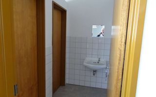 Office / Retail / Mixed Use To Rent in Southern Industrial A...