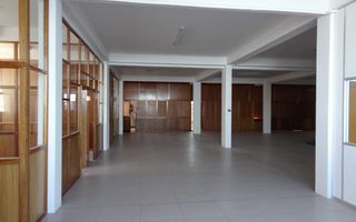 Office / Retail / Mixed Use To Rent in Southern Industrial A...