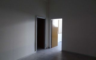 Office / Retail / Mixed Use To Rent in Southern Industrial A...