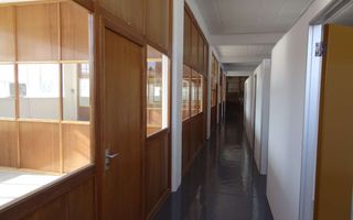 Office / Retail / Mixed Use To Rent in Southern Industrial A...