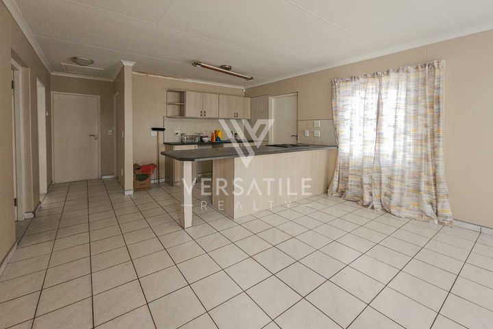2 Bedroom Townhouse For Sale in Tamariskia, Swakopmund