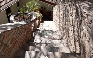 Apartment/Penthouse To Rent in Luxury Hill, Windhoek