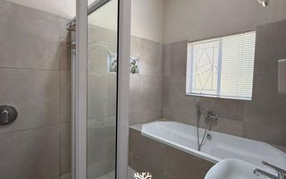 House For Sale in Luxury Hill, Windhoek