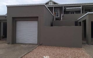 Townhouse For Sale in Omeya, Windhoek
