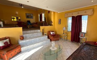 4 Bedroom House For Sale in Windhoek West, Windhoek