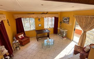 4 Bedroom House For Sale in Windhoek West, Windhoek