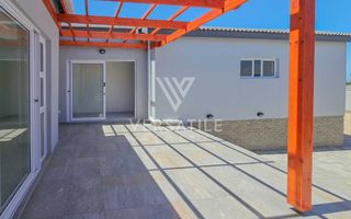 5 Bedroom House For Sale in Ocean View, Swakopmund