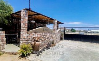 4 Bedroom House For Sale in Uis