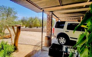 4 Bedroom House For Sale in Uis