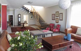 6 Bedroom House For Sale in Kramersdorf, Swakopmund