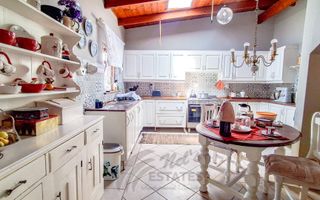 4 Bedroom House For Sale in Vineta, Swakopmund