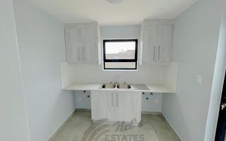 3 Bedroom House For Sale in Mile 4 Extension 1, Swakopmund