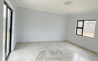 3 Bedroom House For Sale in Mile 4 Extension 1, Swakopmund