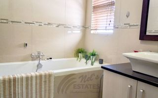 3 Bedroom House For Sale in Vineta, Swakopmund