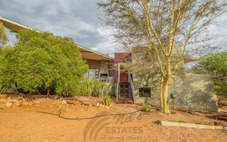 6 Bedroom House For Sale in Brakwater, Windhoek
