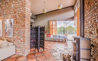 6 Bedroom House For Sale in Brakwater, Windhoek