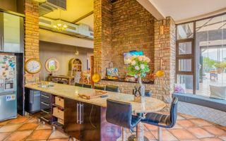 6 Bedroom House For Sale in Brakwater, Windhoek