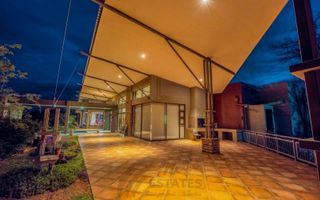 6 Bedroom House For Sale in Brakwater, Windhoek