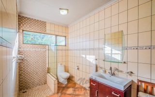 6 Bedroom House For Sale in Brakwater, Windhoek