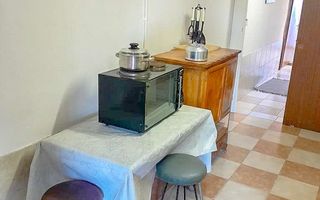 3 Bedroom House For Sale in Henties Bay Central, Henties Bay