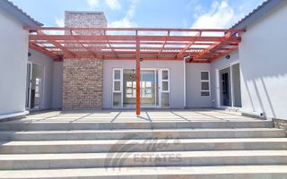 3 Bedroom House For Sale in Ocean View, Swakopmund