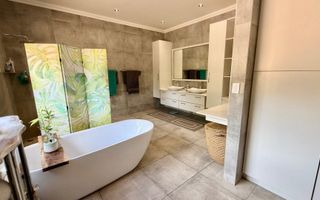 4 Bedroom House For Sale in Finkenstein, Windhoek