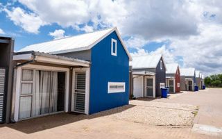 3 Bedroom Townhouse For Sale in Academia, Windhoek