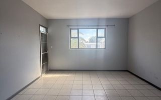 2 Bedroom Apartment/Penthouse For Sale in Walvis Bay Central