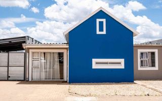 2 Bedroom Townhouse For Sale in Academia, Windhoek