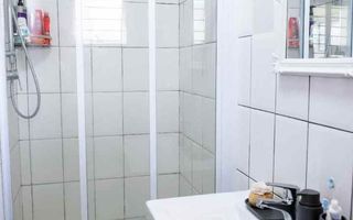 3 Bedroom House For Sale in Academia