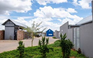 3 Bedroom House For Sale in Academia