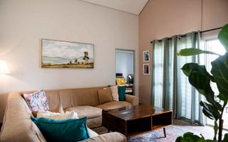 3 Bedroom House For Sale in Academia