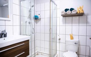 3 Bedroom House For Sale in Academia