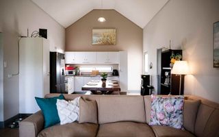 3 Bedroom House For Sale in Academia