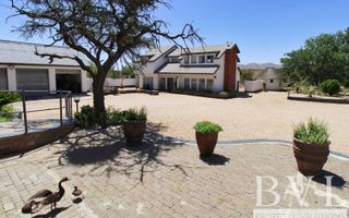 7 Bedroom House For Sale in Windhoek East, Windhoek