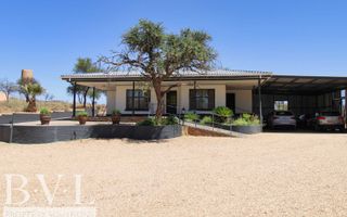 7 Bedroom House For Sale in Windhoek East, Windhoek
