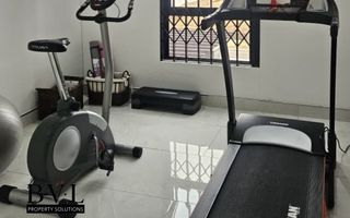 3 Bedroom House For Sale in Mile 4