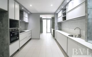 8 Bedroom House For Sale in Ludwigsdorf, Windhoek