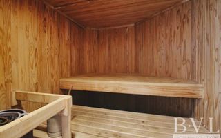 8 Bedroom House For Sale in Ludwigsdorf, Windhoek